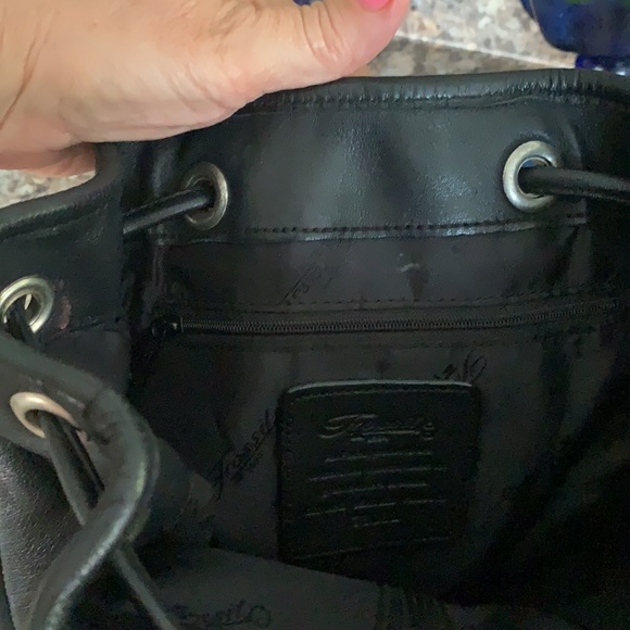 Fossil Leather Shoulder Drawstring Bucket Bag - Picture 5 of 11